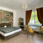 Art Deco Апартаменты