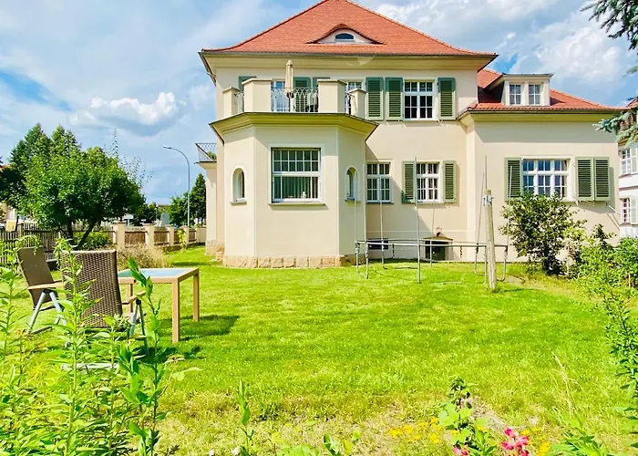 Art Deco تسيتاو