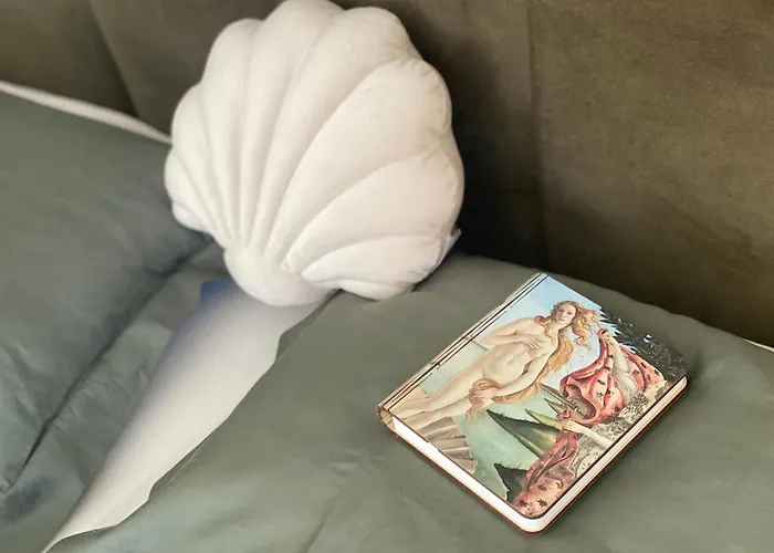 Art Deco تسيتاو